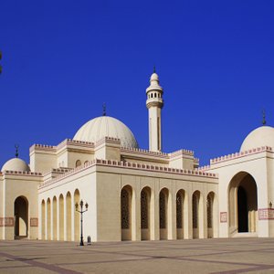 al fateh grand mosque juffair bahrain