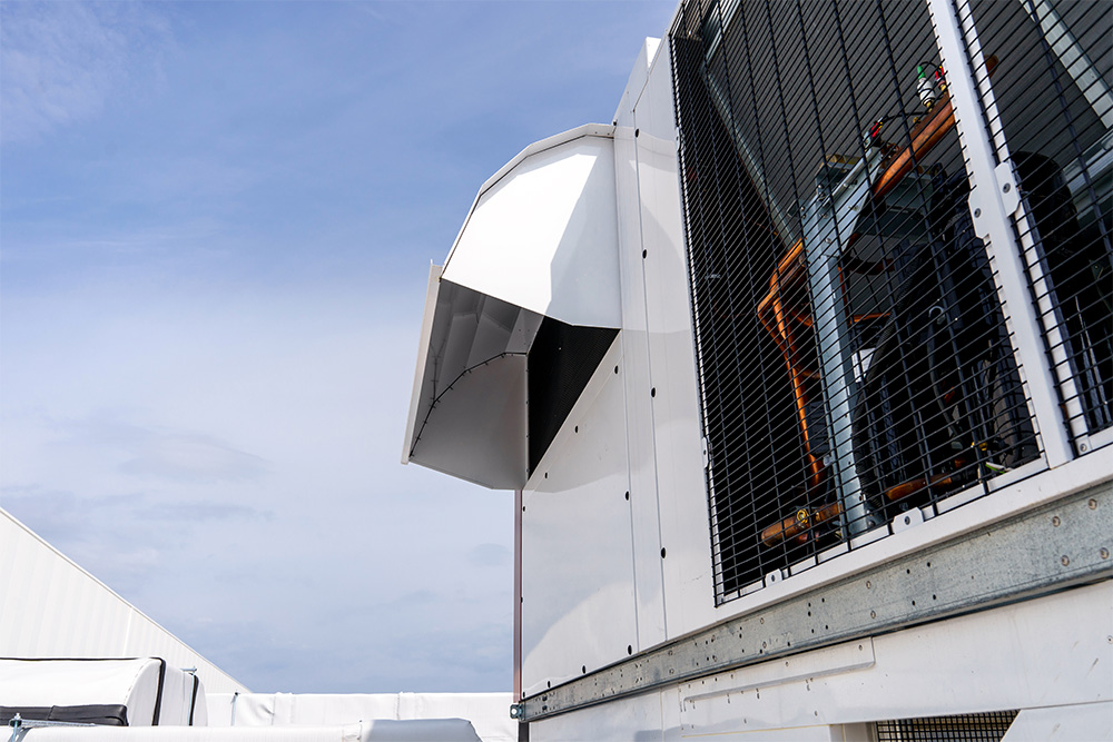 Air conditioning and ventilation system in a building