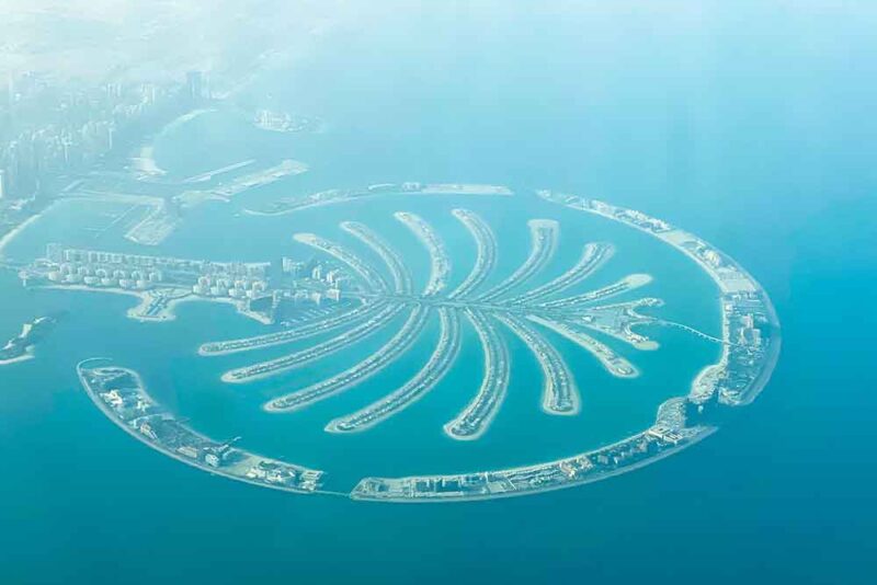 Overview of palm jumeirah in Dubai