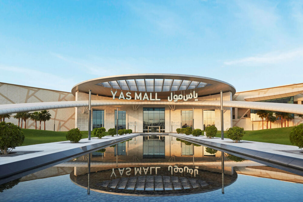 Yas mall abu dhbai