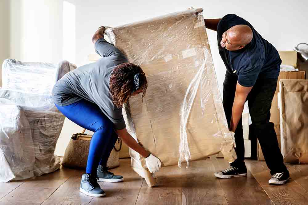 Best movers in Dubai packing cartons