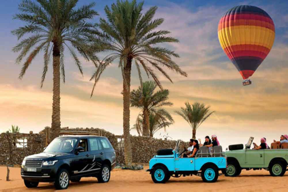 Hot air balloons in the deserts of Dubai