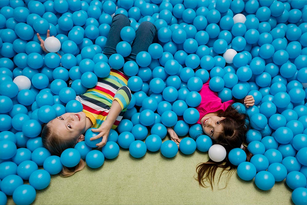 Ball pit