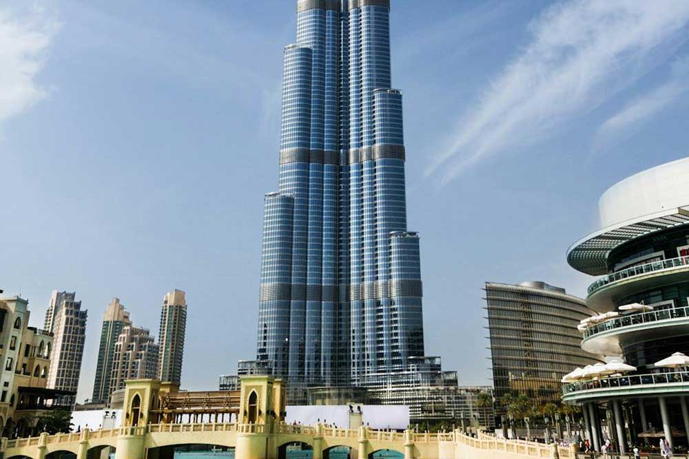 Image of Burj Khalifa in Dubai Mall