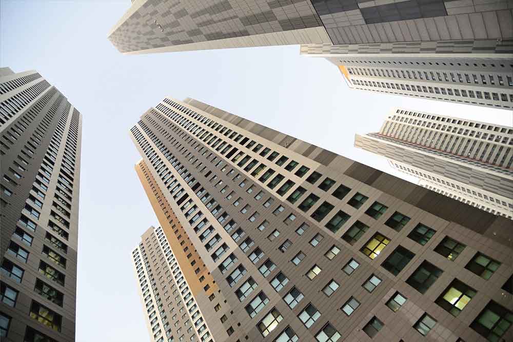 high-rise buildings in dubai are freehold