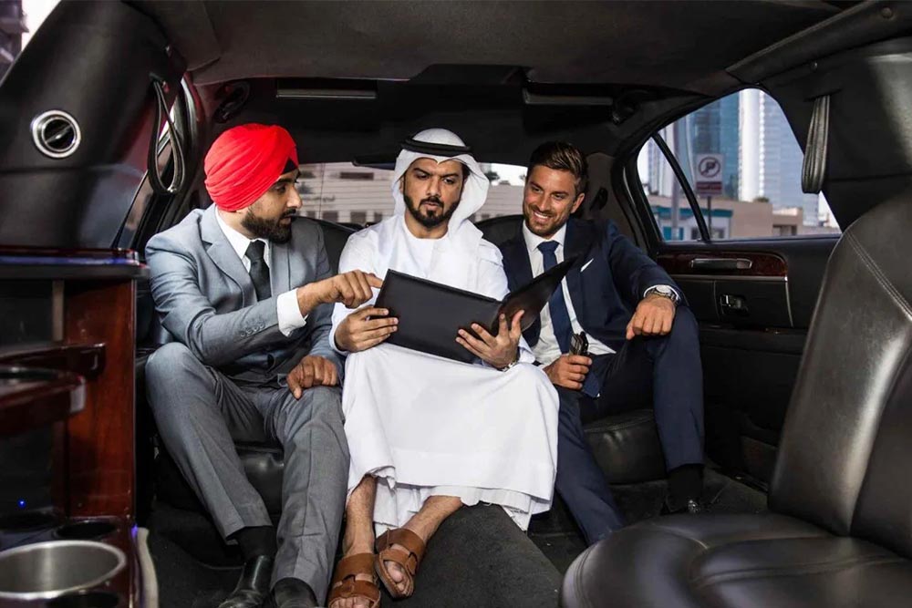  Limousine car rental near Dubai Airport