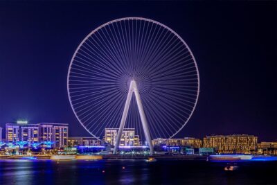 Ferris wheel to enjoy in Dubai