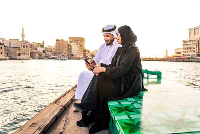 Couple on a dhow cruise date in Dubai 