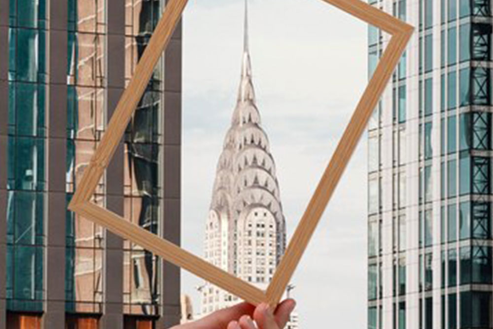 Dubai frame 