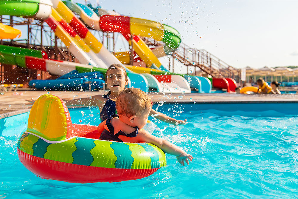 kids enjoying at aqua fun water park