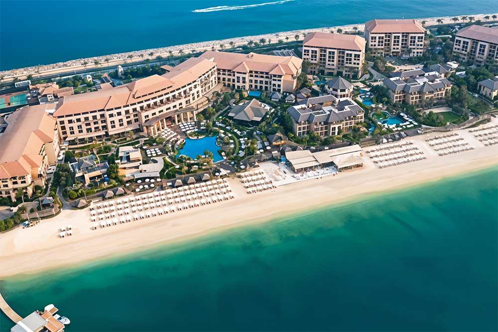 A luxurious beach front resort in Dubai 