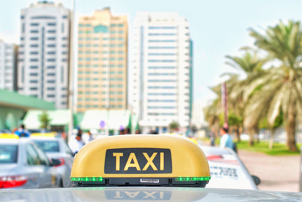 Dubai taxi fares 