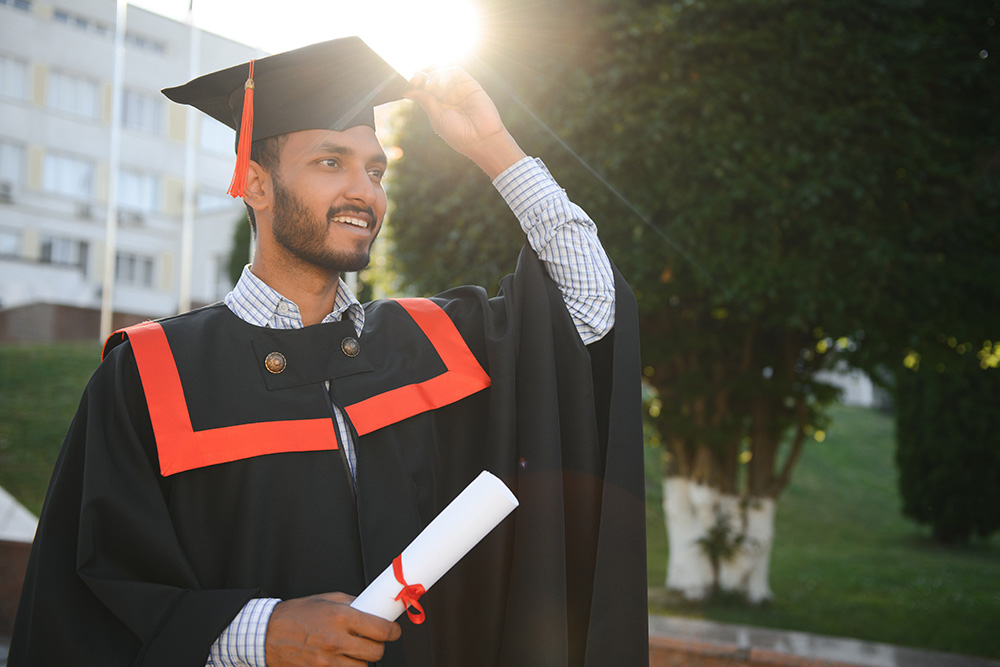 Graduating from a higher education institute in the UAE 