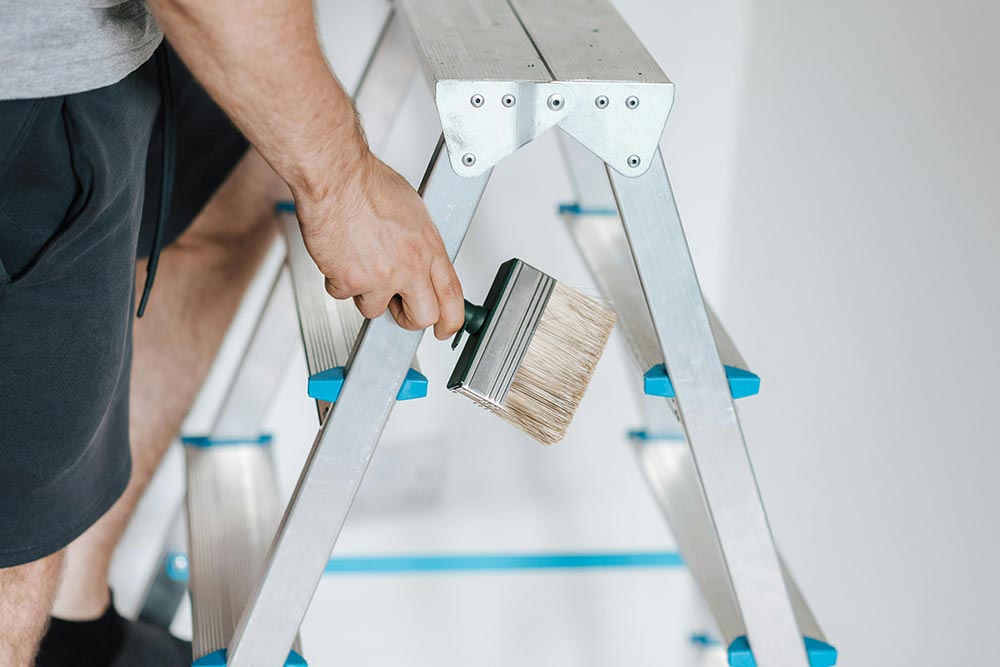 Painting a wall as part of home decor 