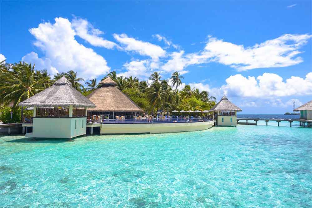 Maldives is one of the best honeymoon destinations from UAE