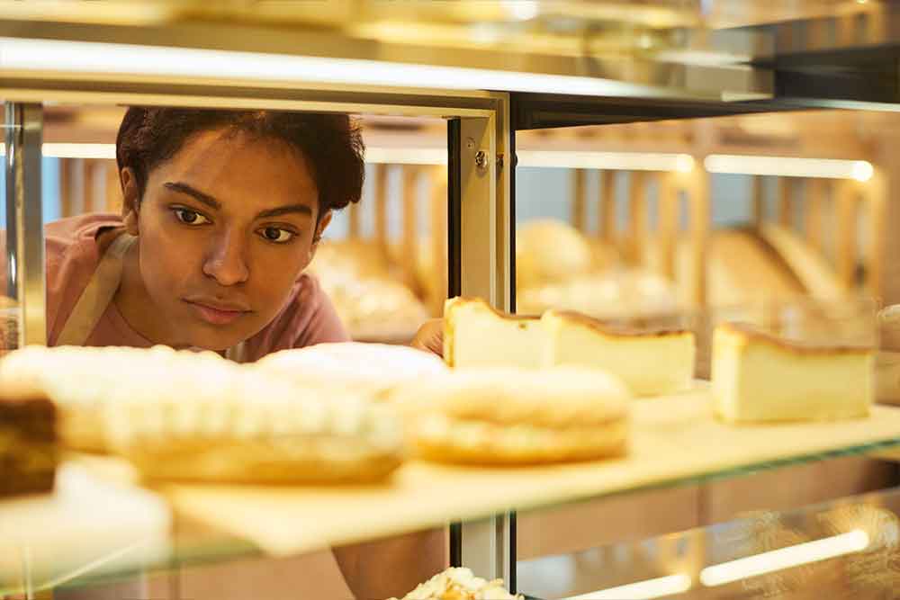 Choosing from baked products in Abu Dhabi bakeries