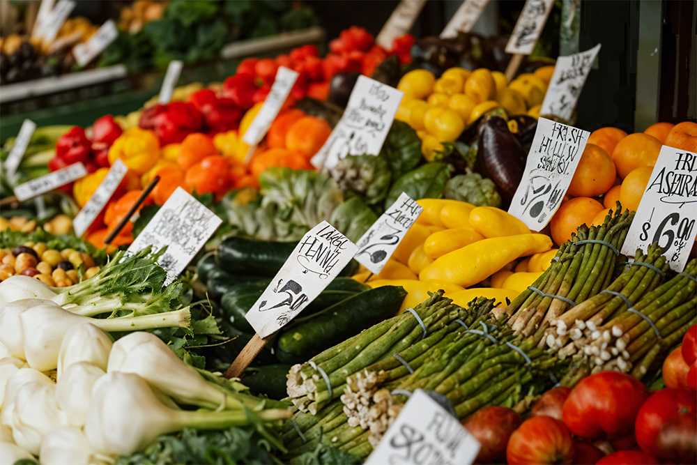 organic food in the dubai store