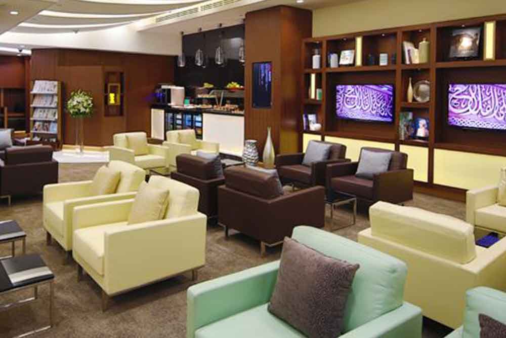 Eithad Business Class Lounge at AUH