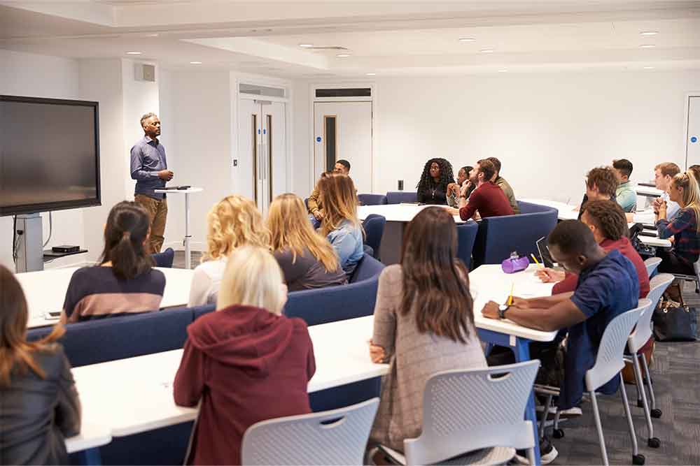 state-of-the-art classroom in dubai