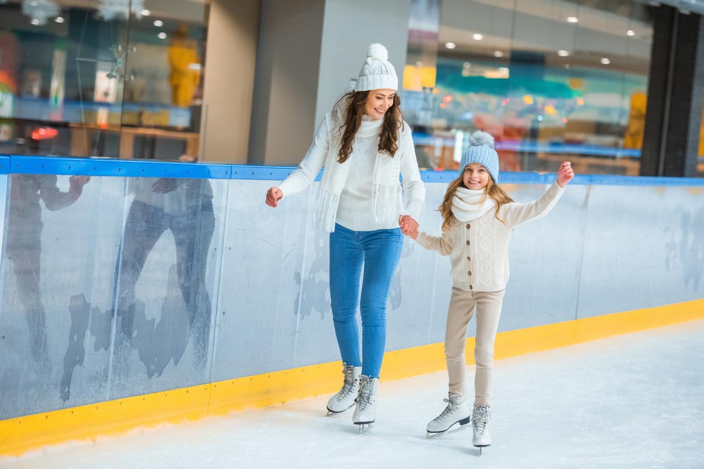 skating in Al Nasr Leisureland