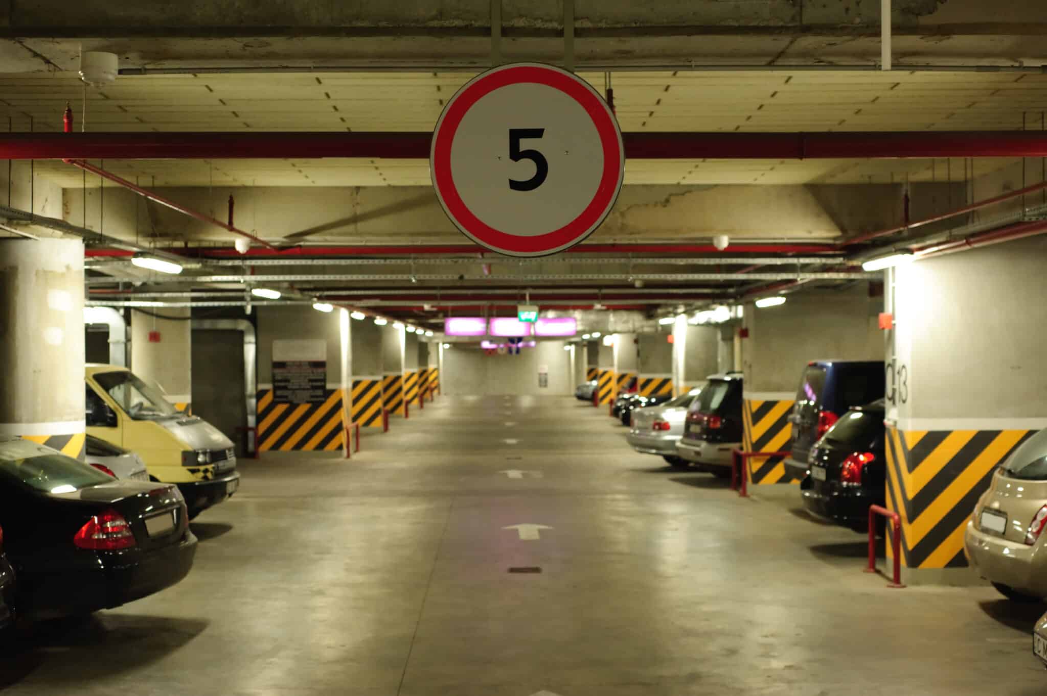 mall of the emirates parking in Dubai