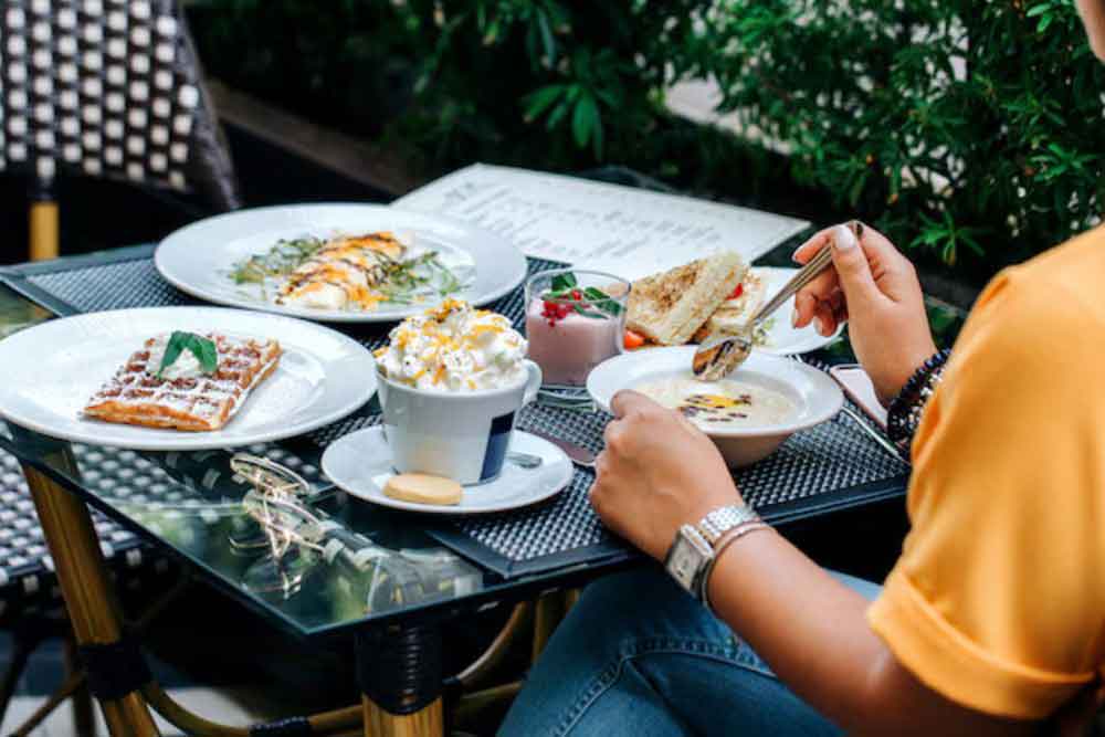 Man with Organic Cafes 