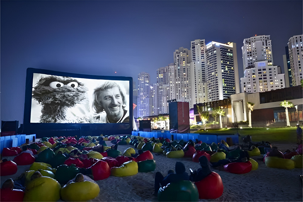 Outdoor cinema 