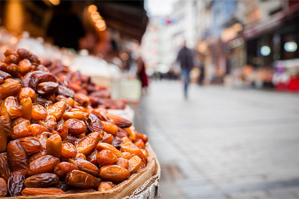 dates market in abu dhabi