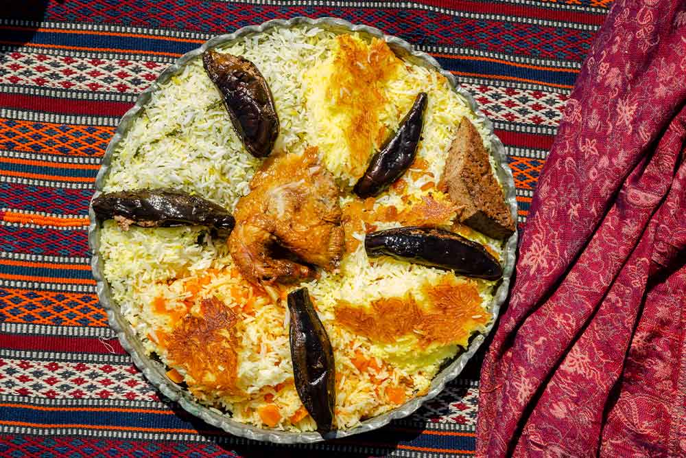 يشتهر المطبخ اليمني بالمندي وطهي الأرز بطرق متنوعة