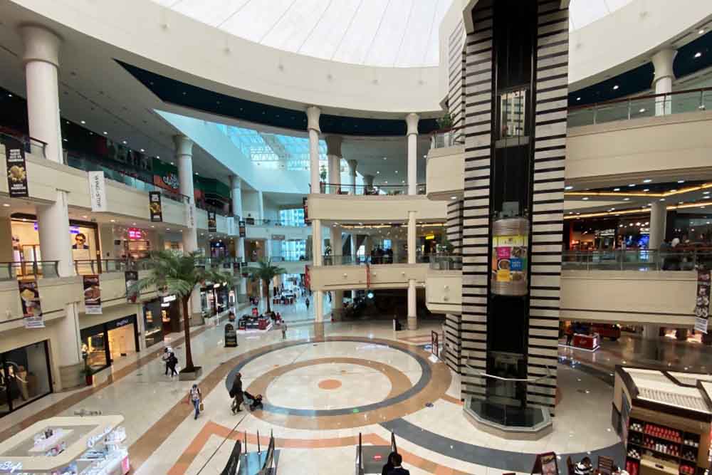 shopping at al wahda mall in abu dhabi 