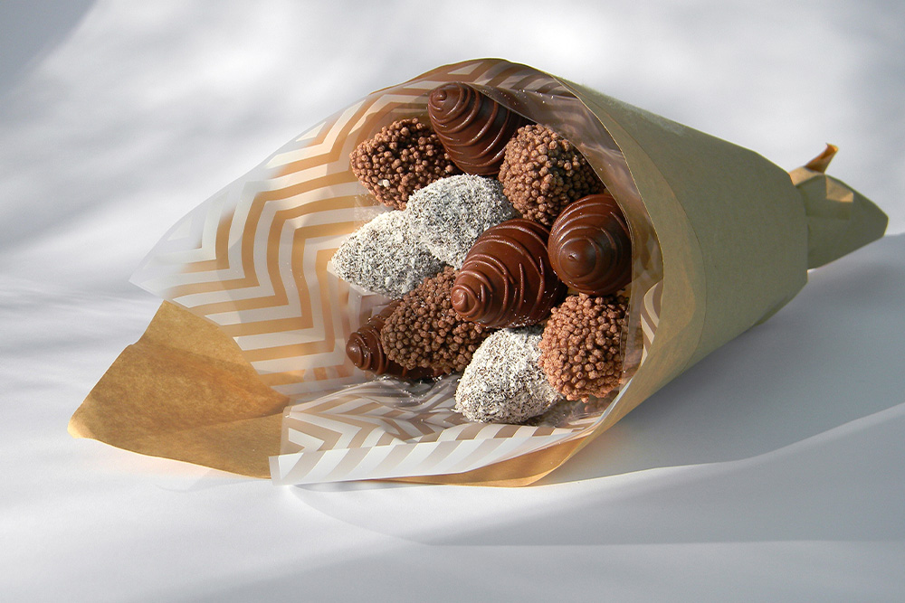 strawberry covered with Chocolate - Gift Buquet