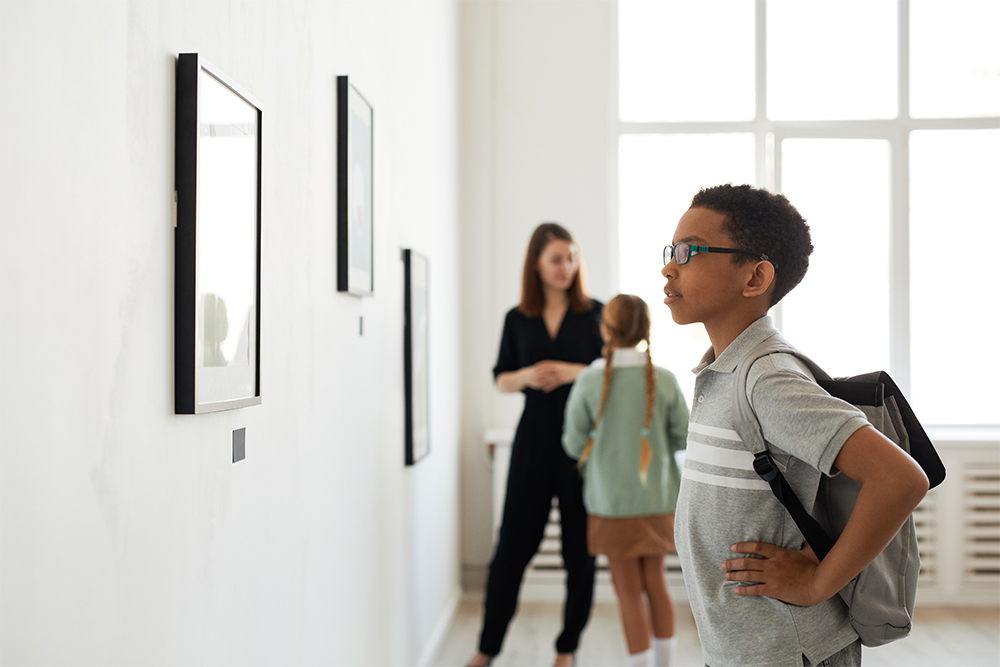 School trip in a museum