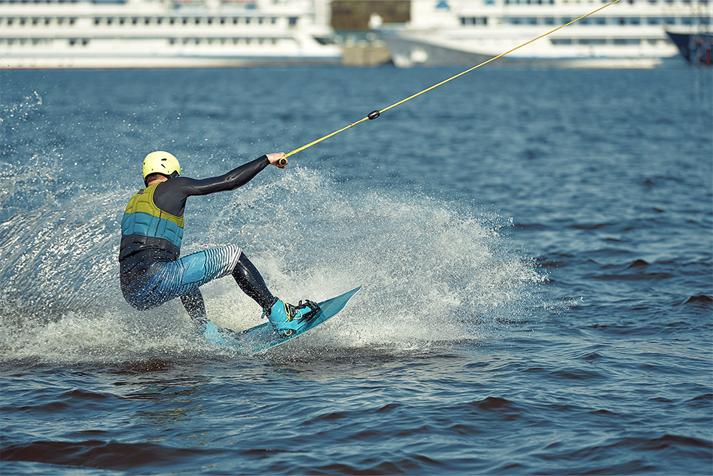 wakeboarding on Dubai waters