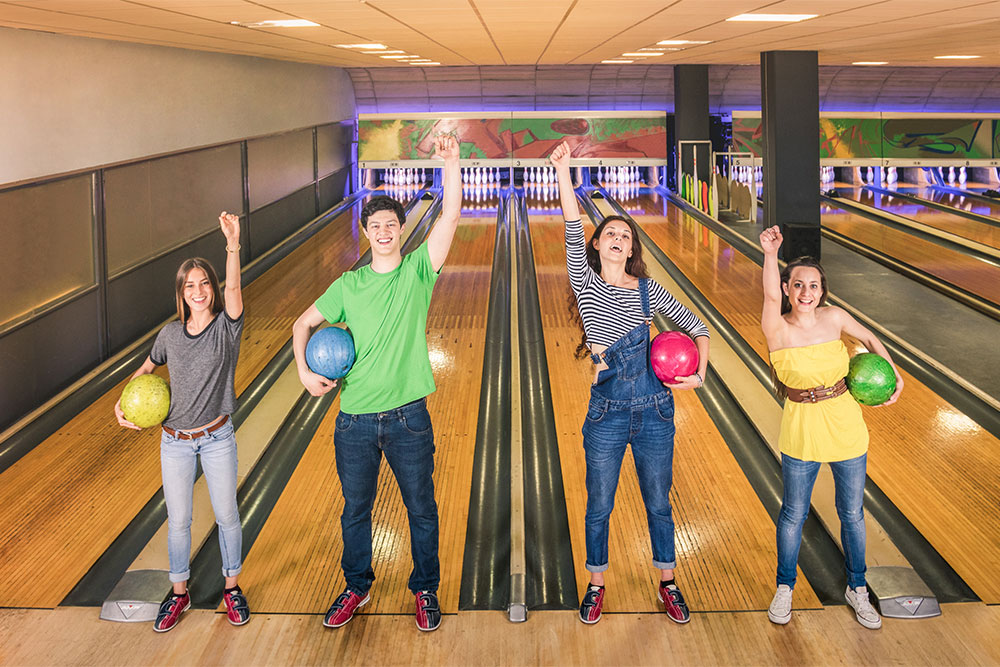 Bowling in Sharjah