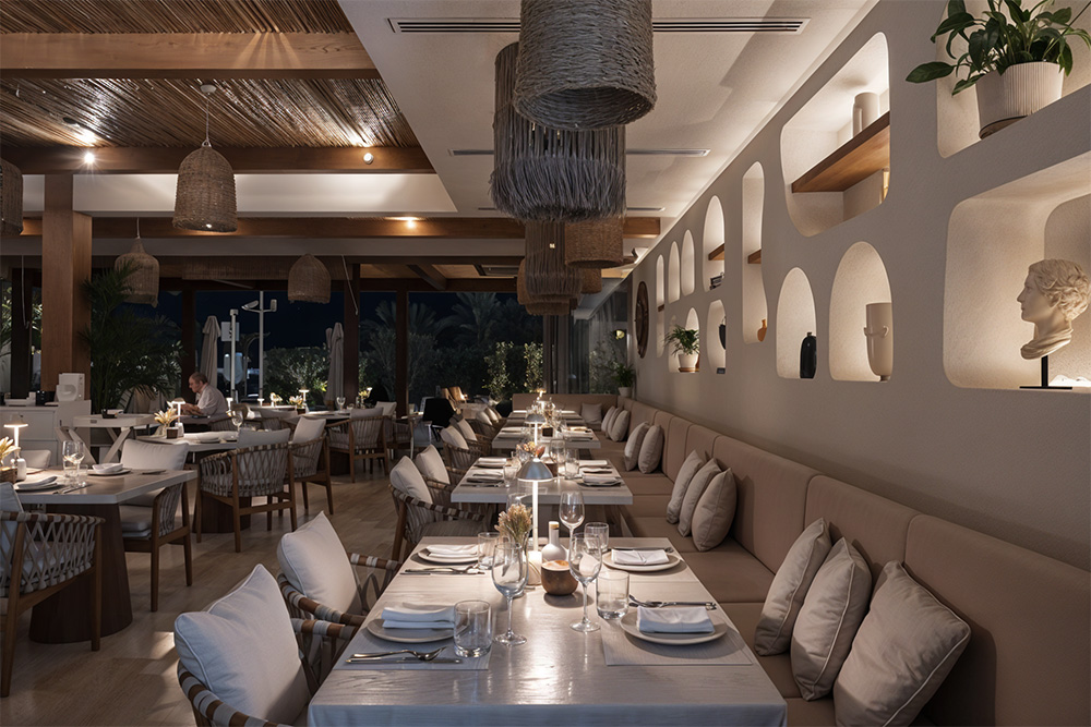 Coya is a top-rated restaurant for evening brunch in Dubai