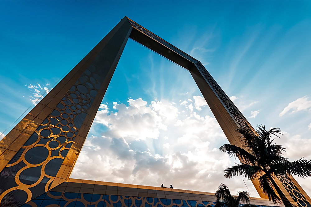 Click nice pictures at Dubai Frame