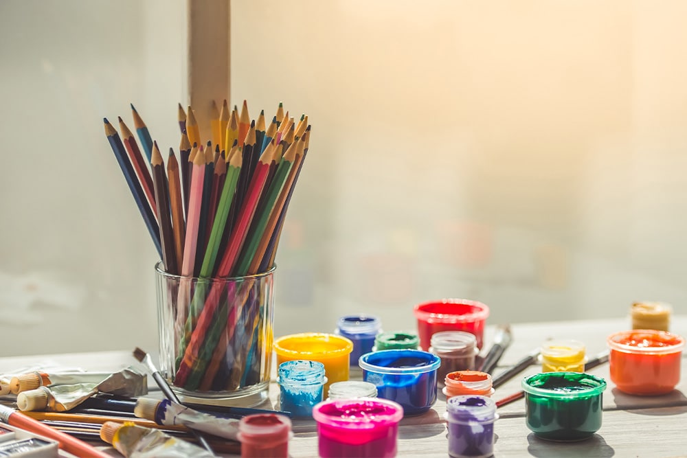 essentials for art classes in Abu Dhabi