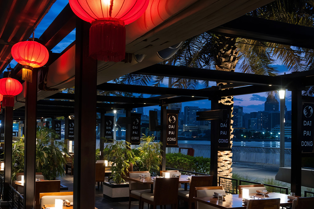 A well-decorated restaurant interior of one of the top affordable fine dining restaurants in Abu Dhabi 