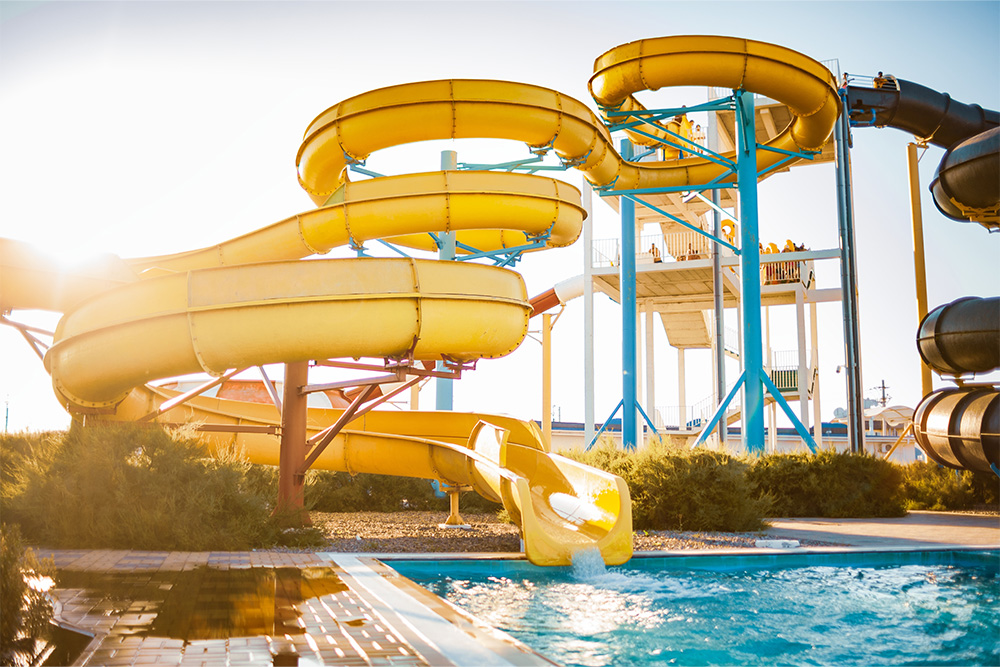 Challenging slides at waterparks in Ajman 