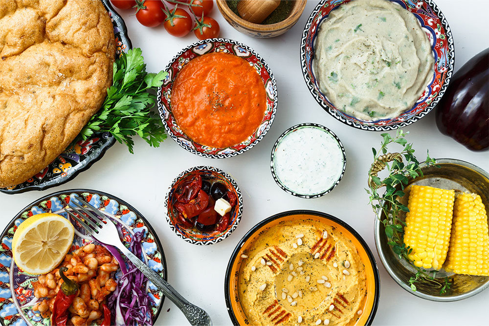 Traditional Hummus and other Syrian dishes in Dubai 