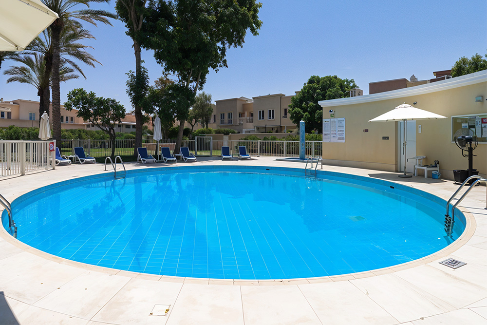 Swimming Pool in a Villa in Dubai