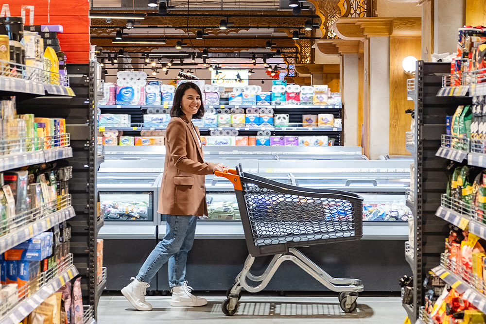 woman shopping in al arab mall, sharjah