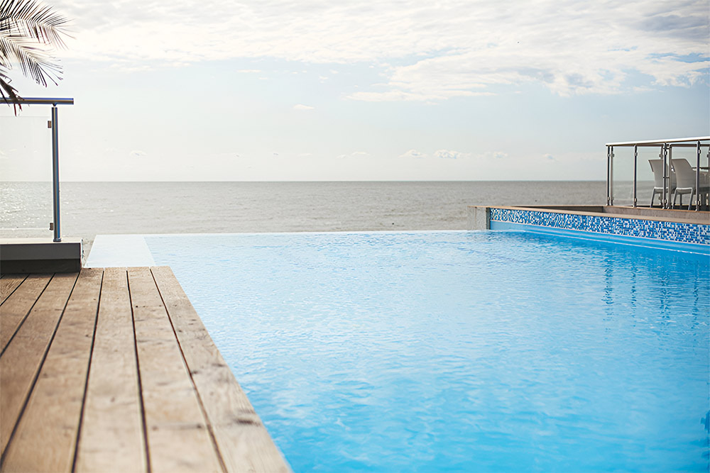 Pool by the sea 