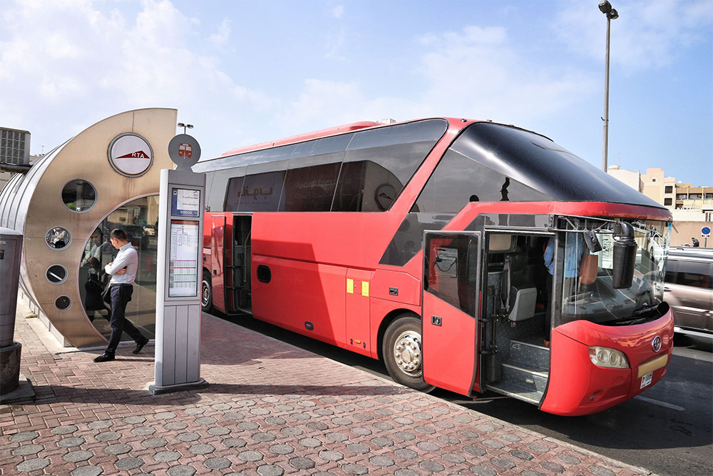 Bus stop near Wadi Al Shabak, Dubai