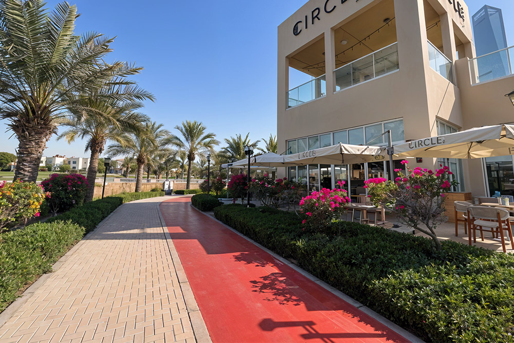 Circle Cafe in Jumeirah Islands