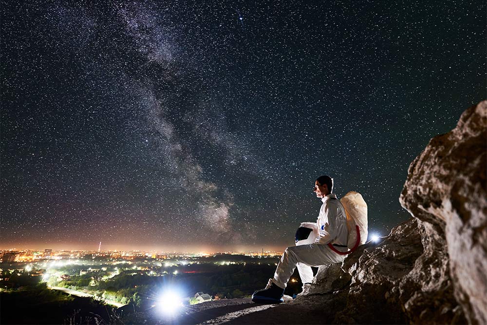 stargazing experience on a mountain in Abu Dhabi