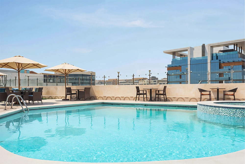 A pool at Howard Johnson Plaza