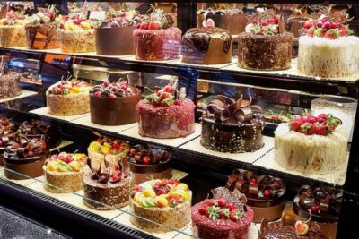 Cake shop in Abu Dhabi