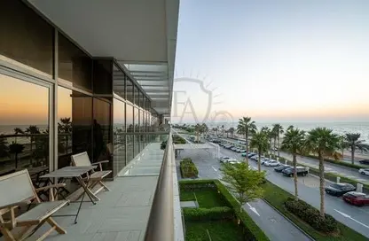 Apartment - 2 Bedrooms - 3 Bathrooms for rent in The 8 - The Crescent - Palm Jumeirah - Dubai