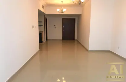 Apartment - 1 Bedroom - 2 Bathrooms for rent in Ontario Tower - Business Bay - Dubai